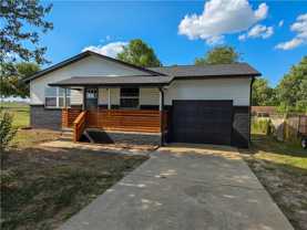 412 W Swallow Cir - Photo 1 of 1