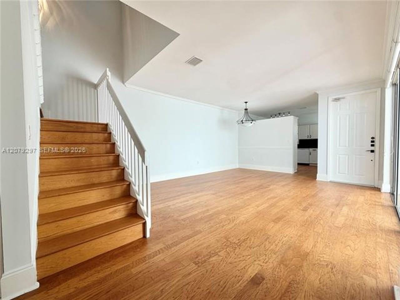 1135 1135 Cliffrose St th 1135 - Photo 7 of 42