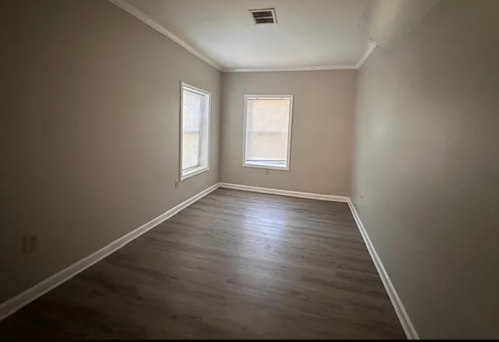110 E Main St - Photo 6 of 12
