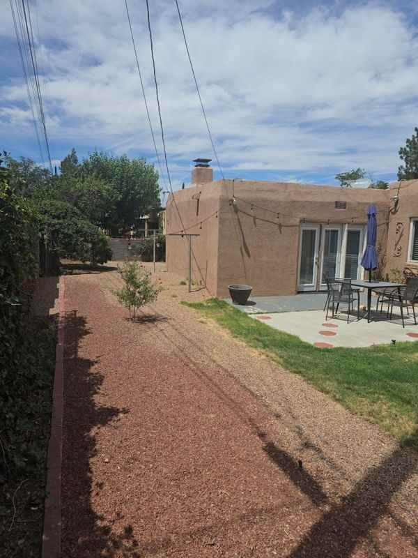 4220 Broadmoor Ave Ne - Photo 5 of 9