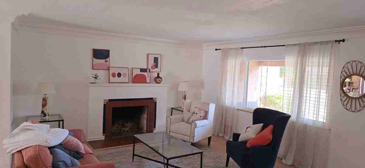 4220 Broadmoor Ave Ne - Photo 6 of 9