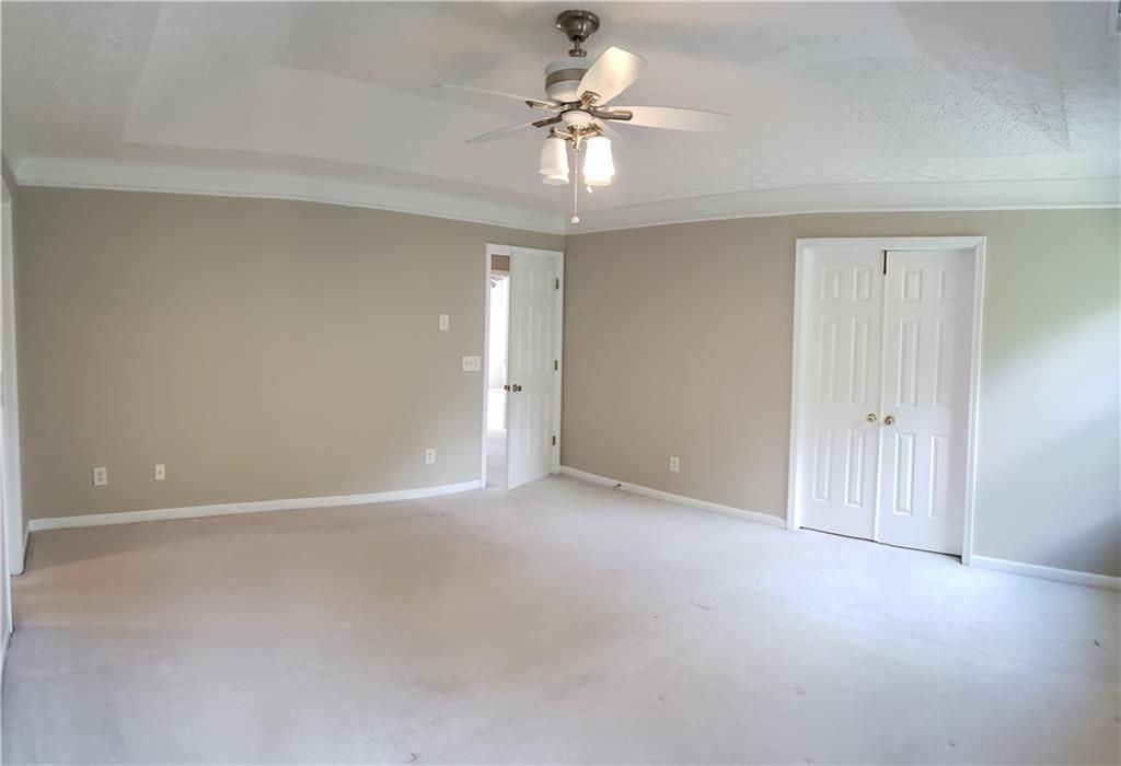 204 Wild Flower Ln - Photo 7 of 24
