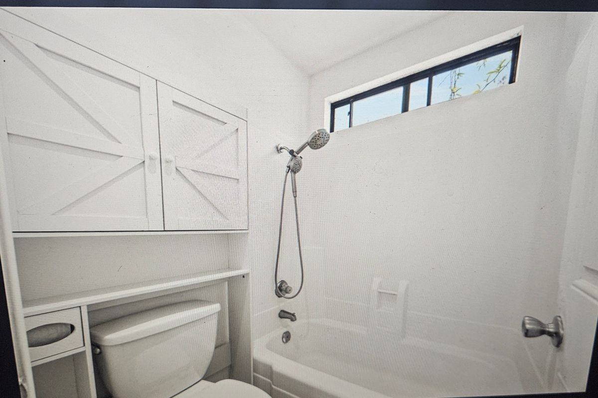 1400 W Edgehill Rd - Photo 3 of 16