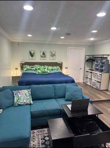 714 Nw 7th St - Photo 5 of 13