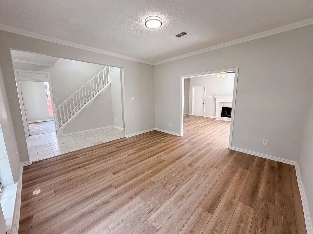 314 Riverwalk Ln ##7 - Photo 2 of 16