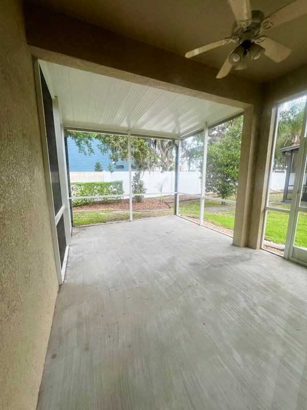 31748 Blythewood Way - Photo 4 of 15