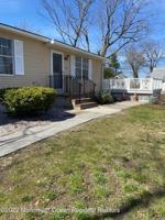 featured image of 211 Henley Ave