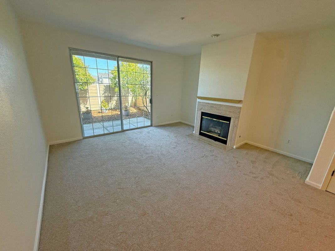 332 Treasure Island Dr - Photo 2 of 23