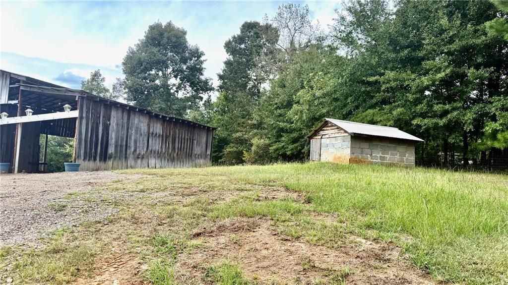1081 Pintail Ln - Photo 3 of 21