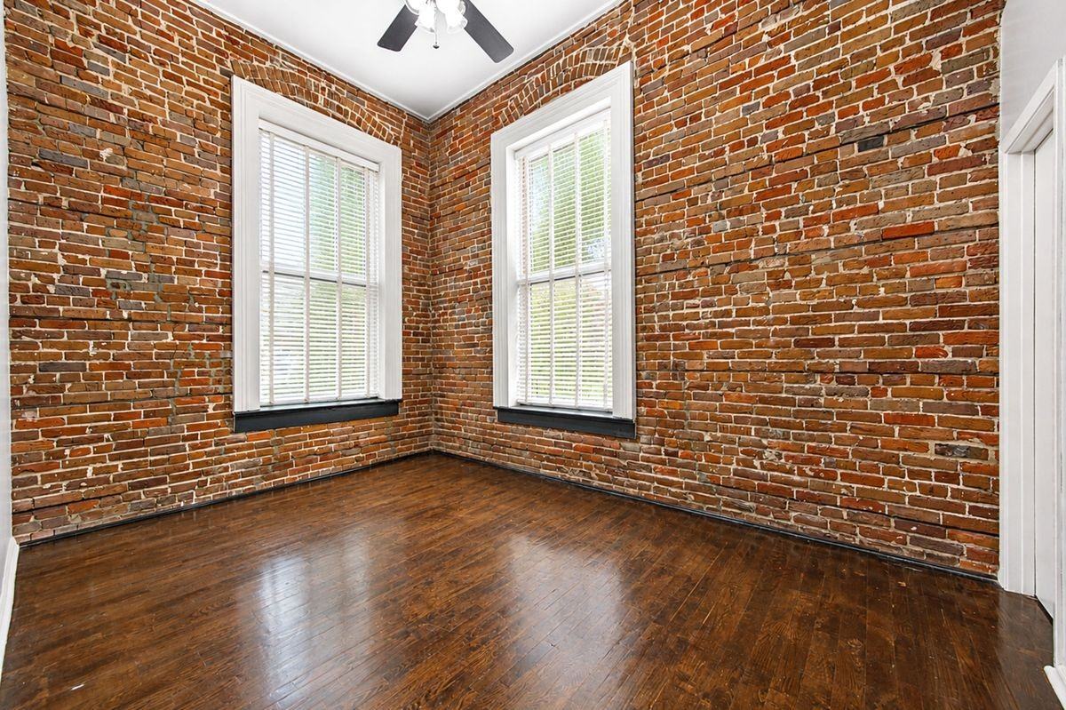 213 23rd St ##2 - Photo 7 of 14