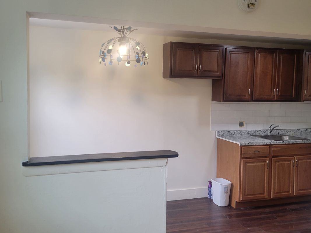 1022 Windsor Rd - Photo 6 of 14