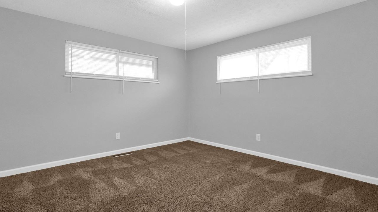 1631 Lucks Rd - Photo 4 of 26