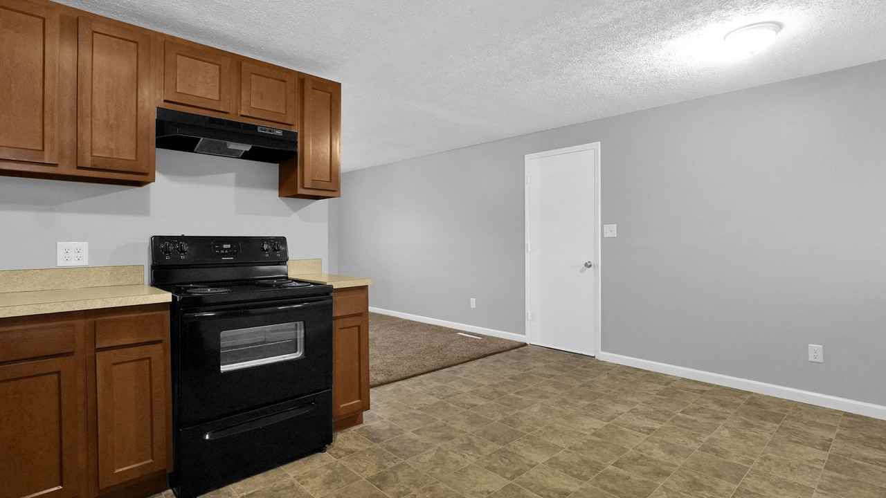 1631 Lucks Rd - Photo 6 of 26