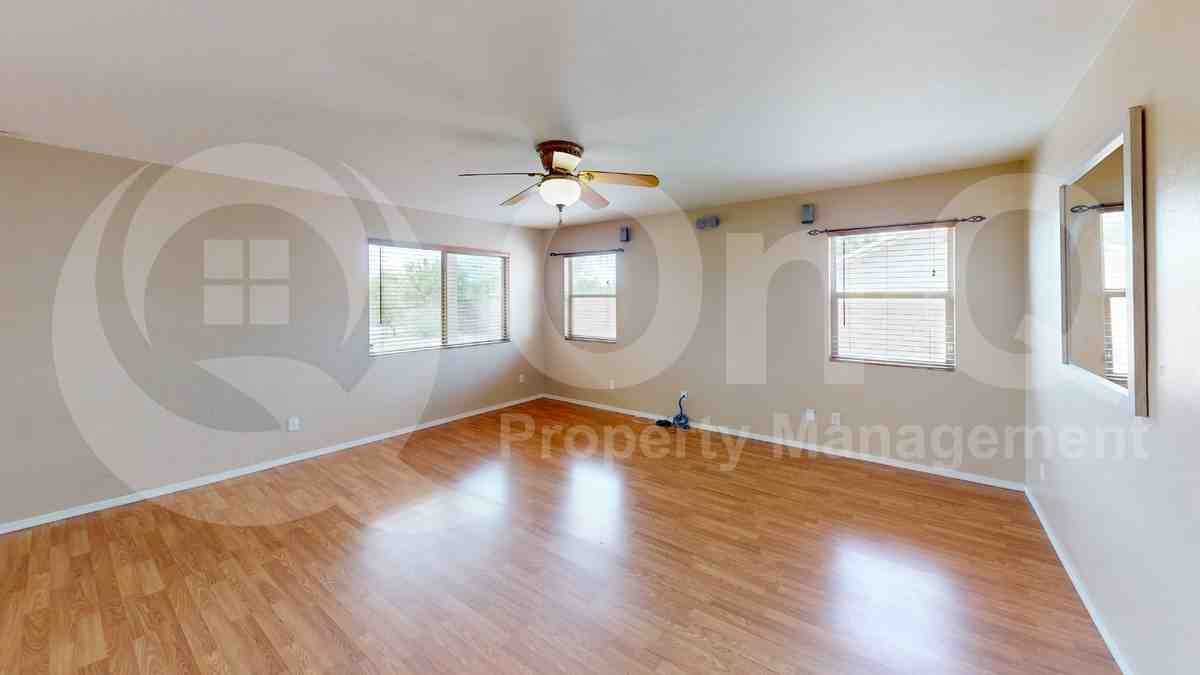 6172 S Lyons Dr - Photo 7 of 31