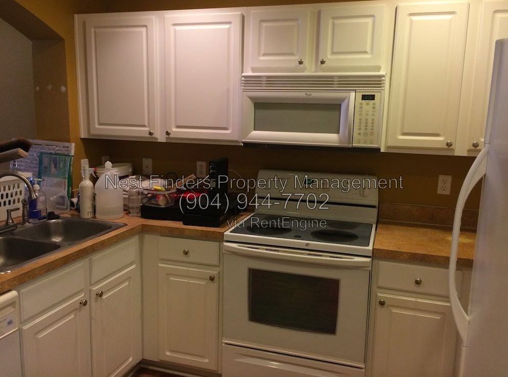 336 Redwood Ln - Photo 7 of 14