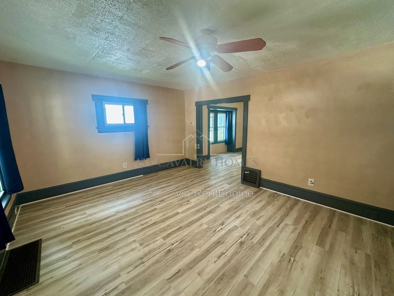 280 Lake St - Photo 4 of 12
