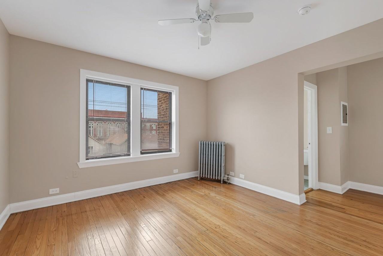 6938 S Cregier Ave. - Photo 4 of 11