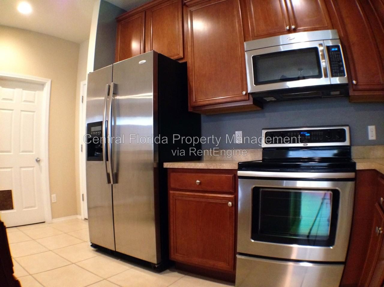 210 Silverglen Ln - Photo 6 of 12