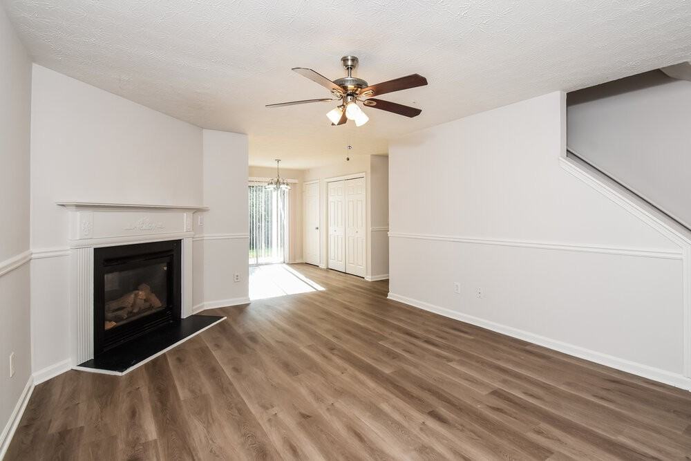 343 Clearsprings Dr - Photo 6 of 17