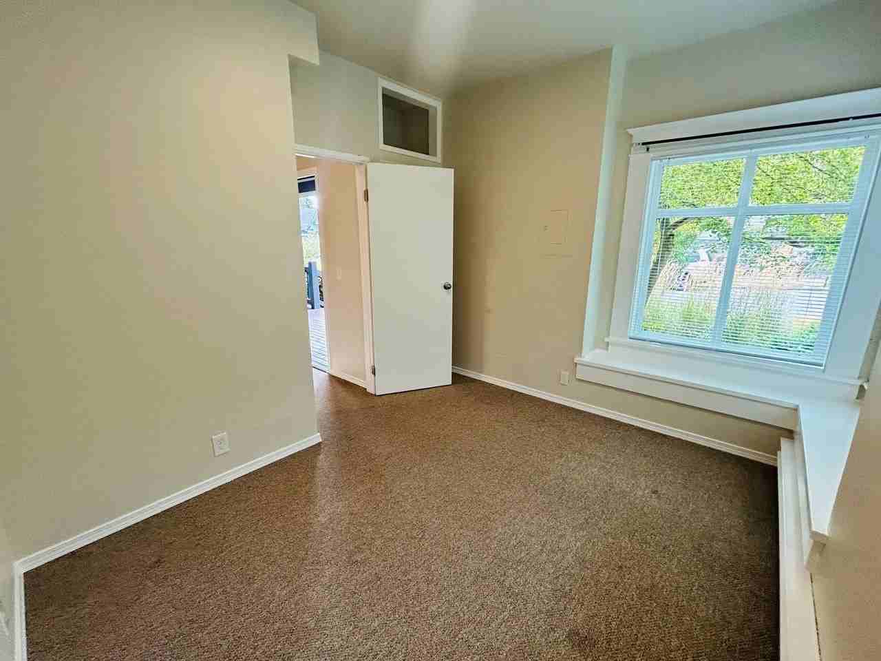 Mavis Apartments - Photo 4 of 27