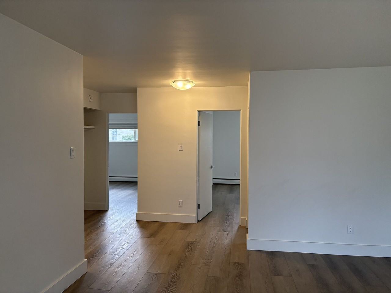 2712 - 2712 40 St Sw - Photo 7 of 16