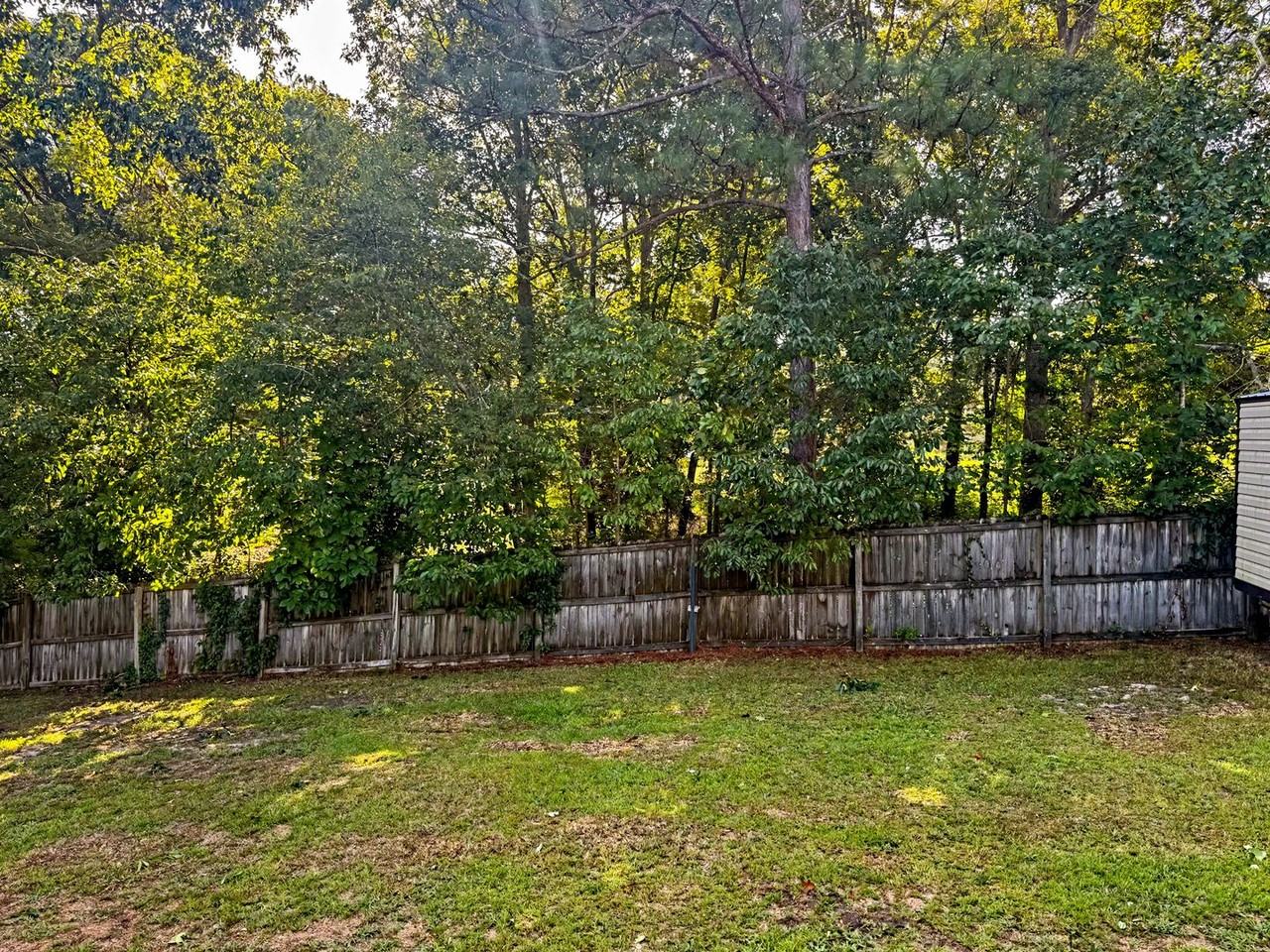 7701 Redwood Ave - Photo 6 of 27