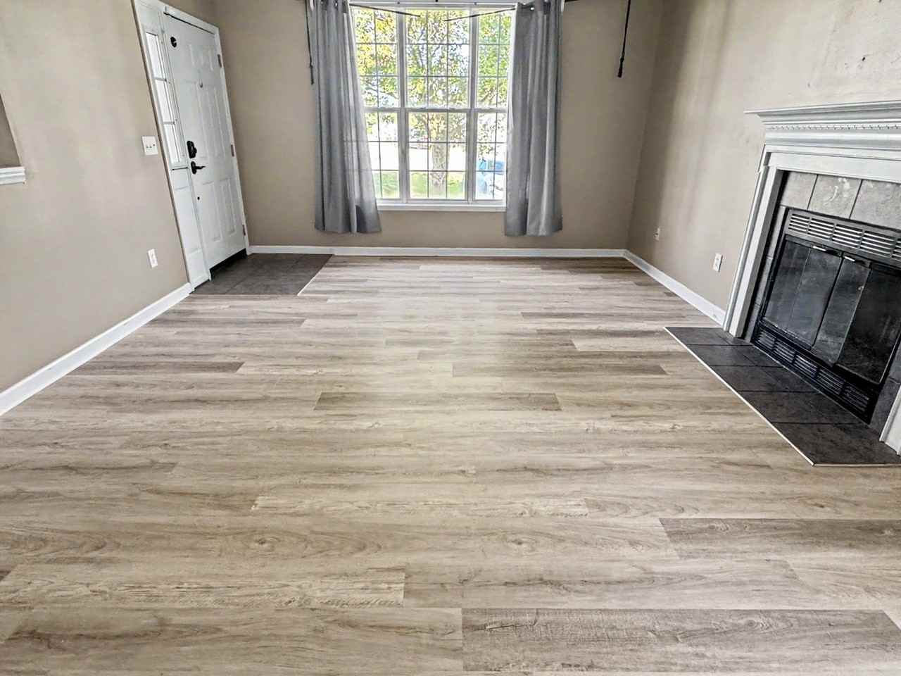 7701 Redwood Ave - Photo 4 of 27