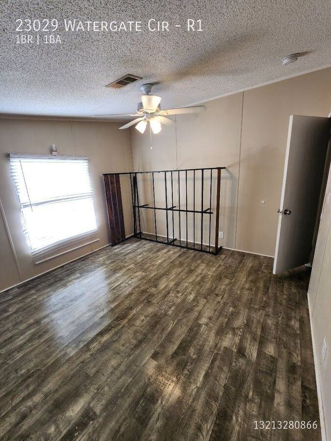 23029 Watergate Cir #R1 - Photo 2 of 6