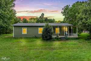 featured image of 10027 Barnes Rd
