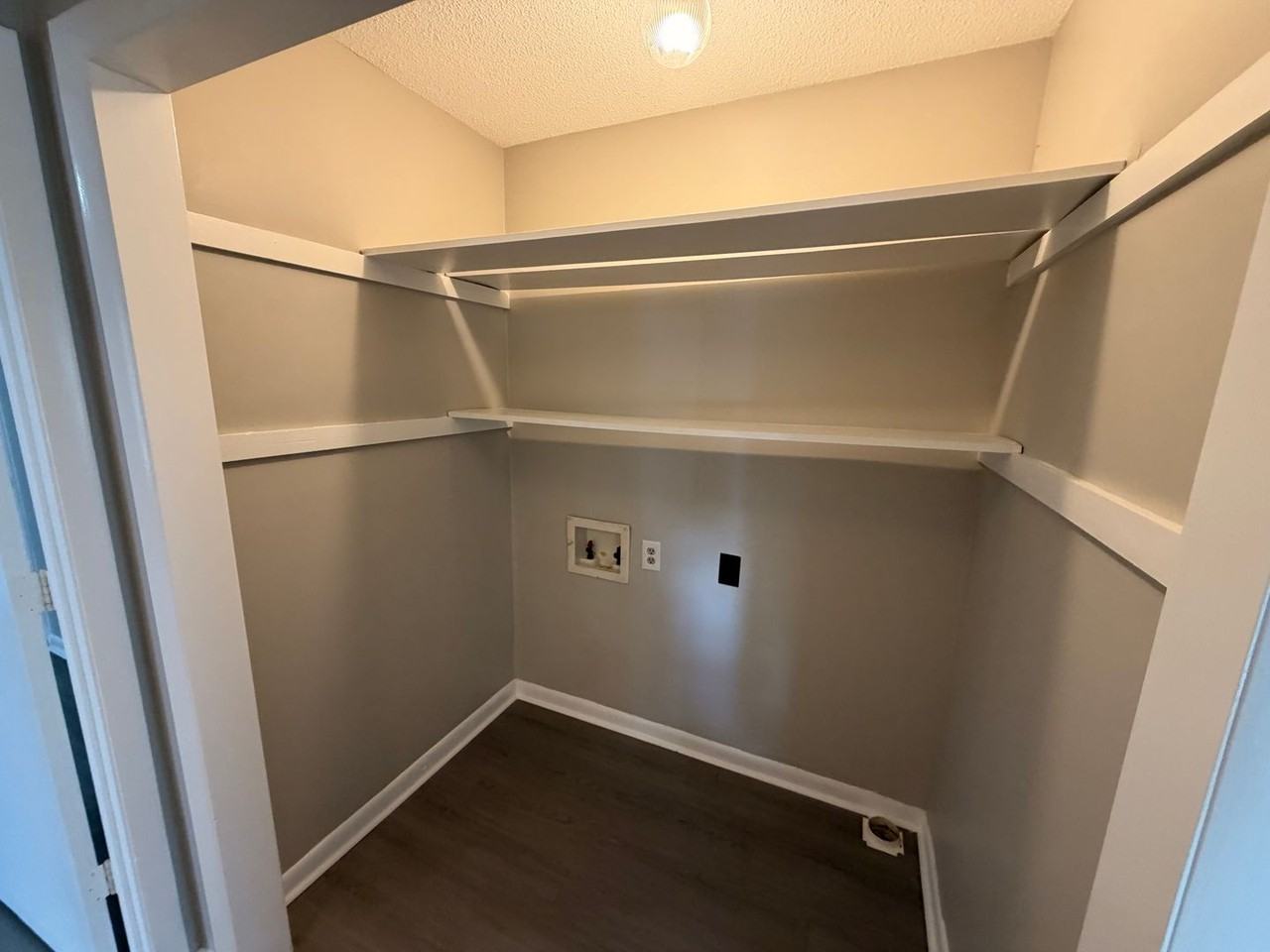 120 Church St - Photo 5 of 8