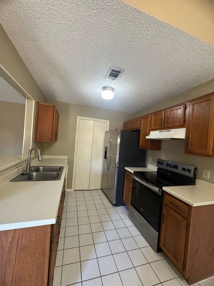 2322 Carol Good Ln - Photo 6 of 7