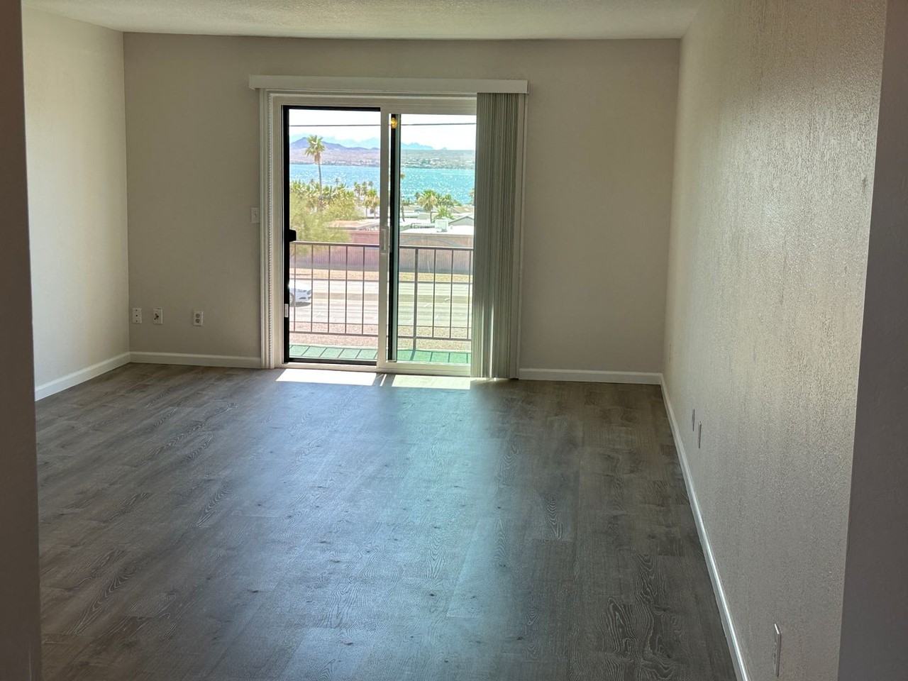 475 Lake Havasu Ave N Unit D - Photo 4 of 20