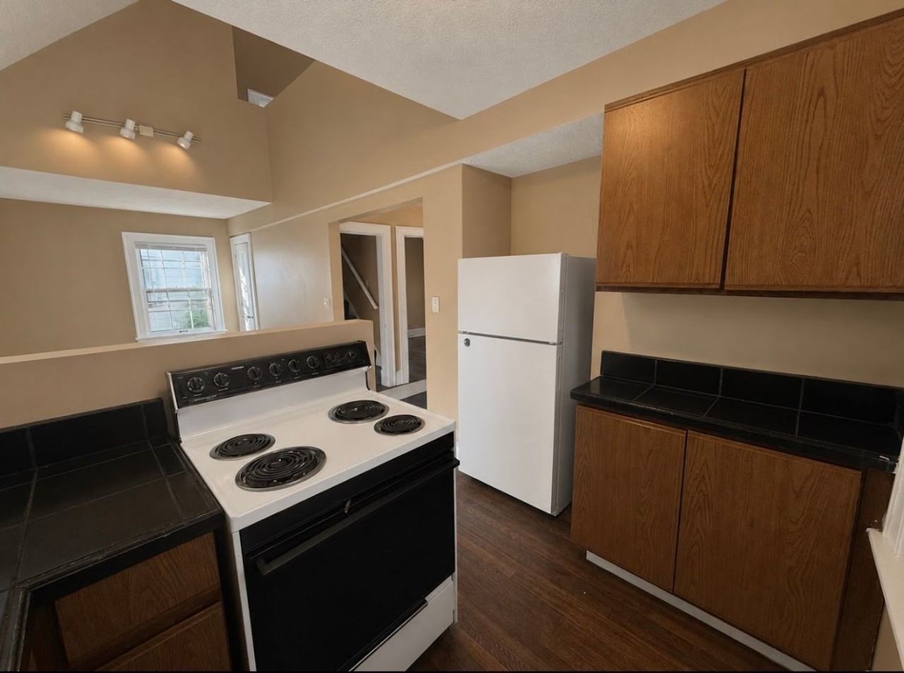 117 Westmoreland Ter - Photo 6 of 12