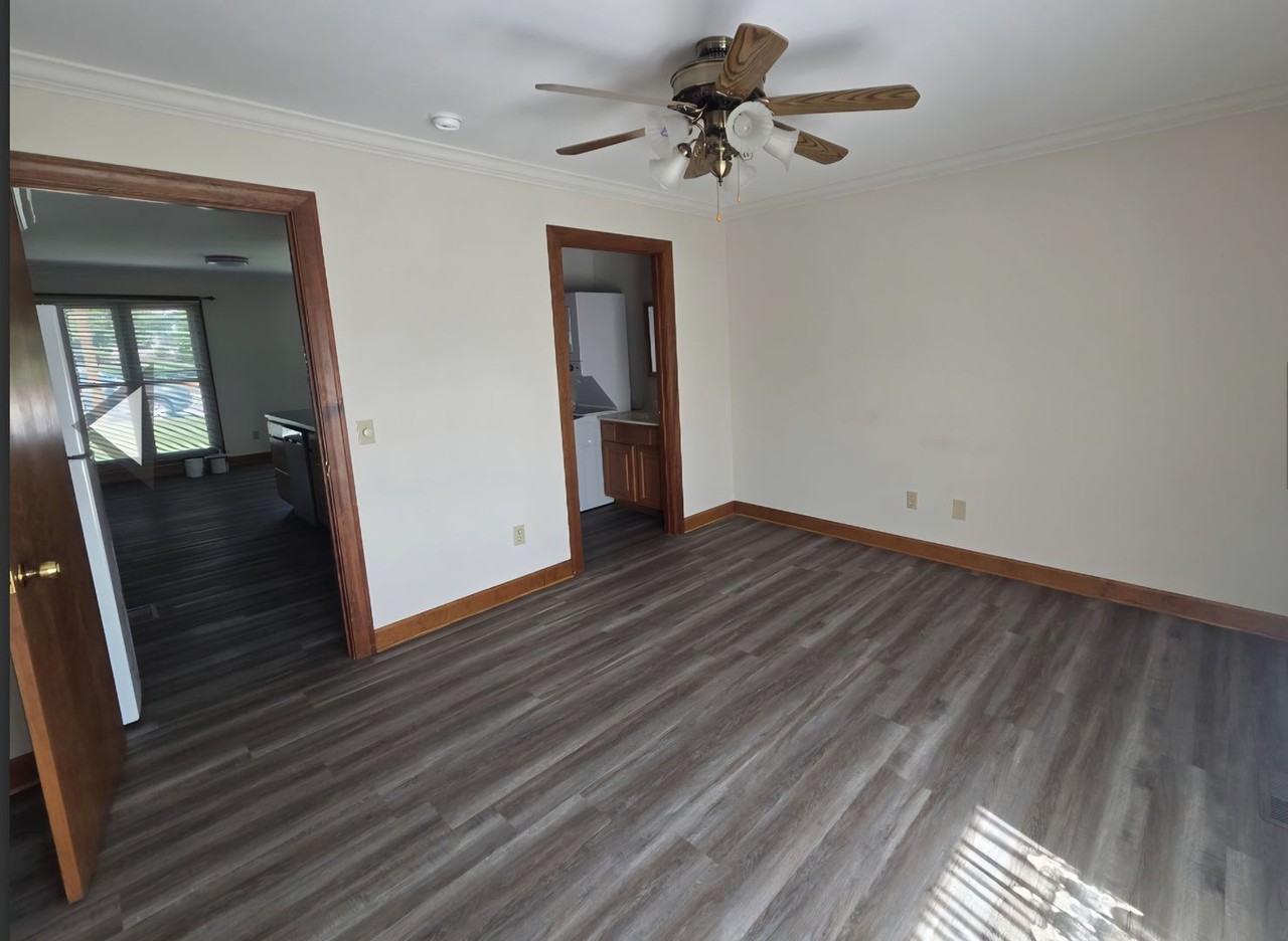 112 E 9th Ave #3 - Photo 4 of 5