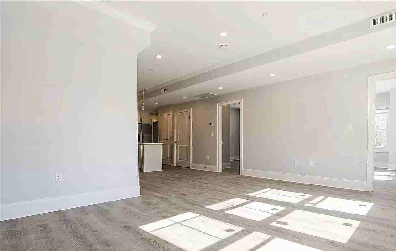 6 Kenrick St - Photo 4 of 8