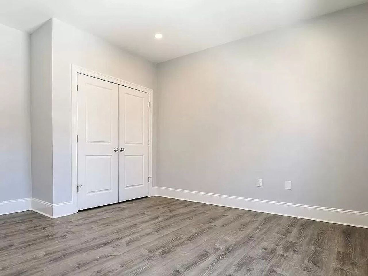 6 Kenrick St - Photo 7 of 8
