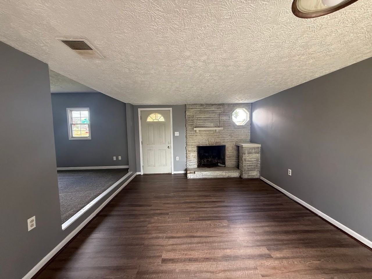 638 Clifford Ave - Photo 5 of 15