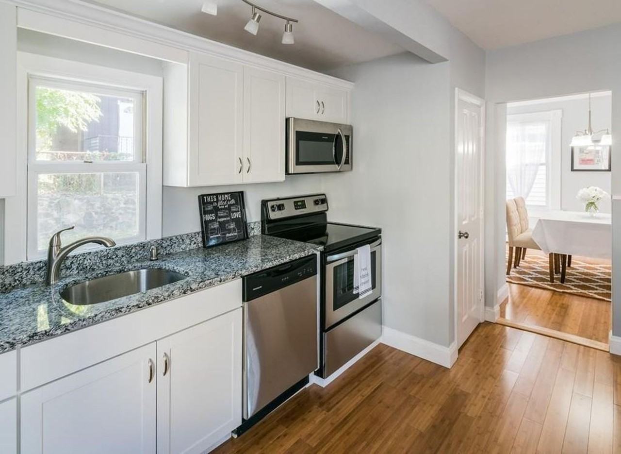 8 Adams St - Photo 3 of 18