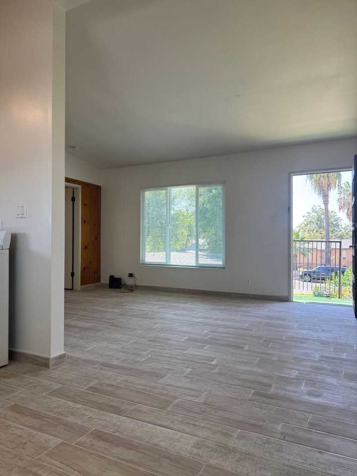 940 Water St #8 - Photo 7 of 15