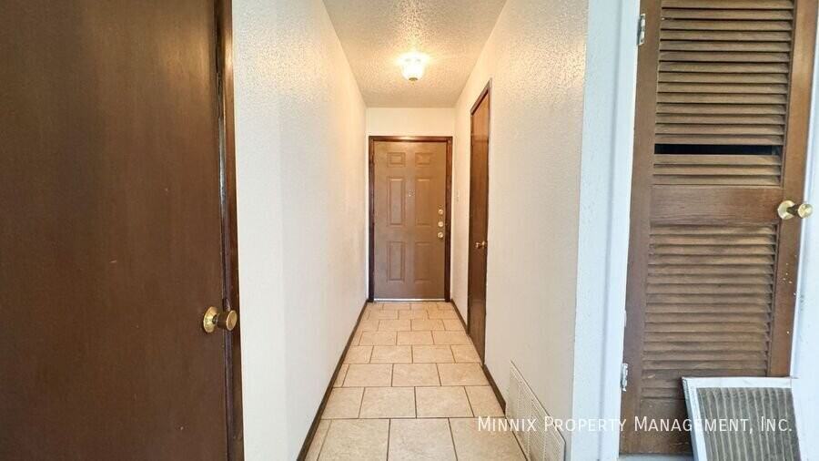 5603 Amherst St - Photo 4 of 27
