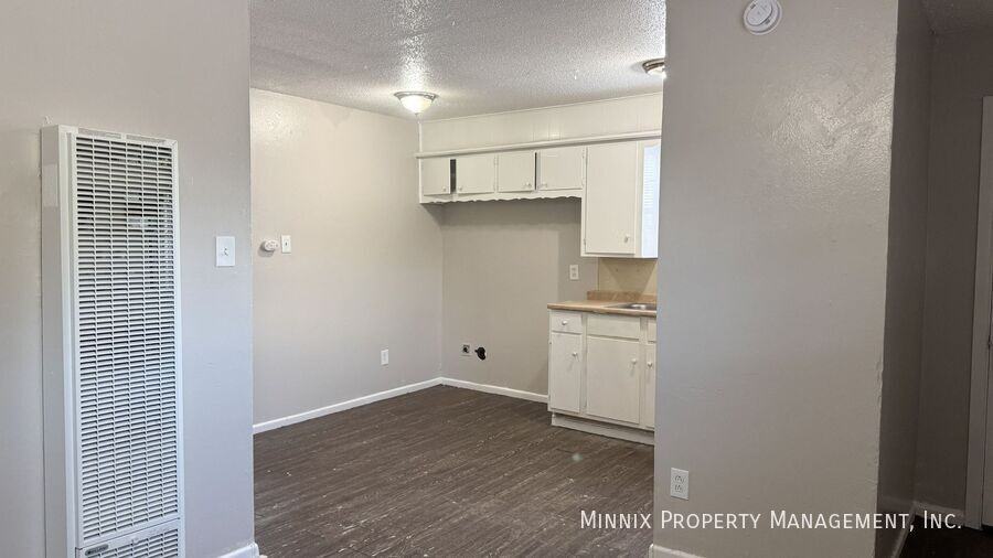 3102 Avenue N - Photo 4 of 20
