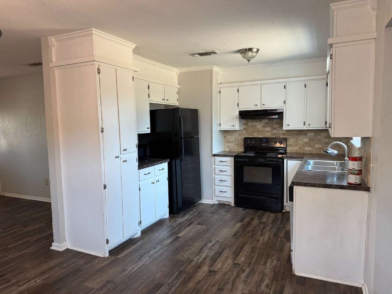 5313 25th St - Photo 3 of 15