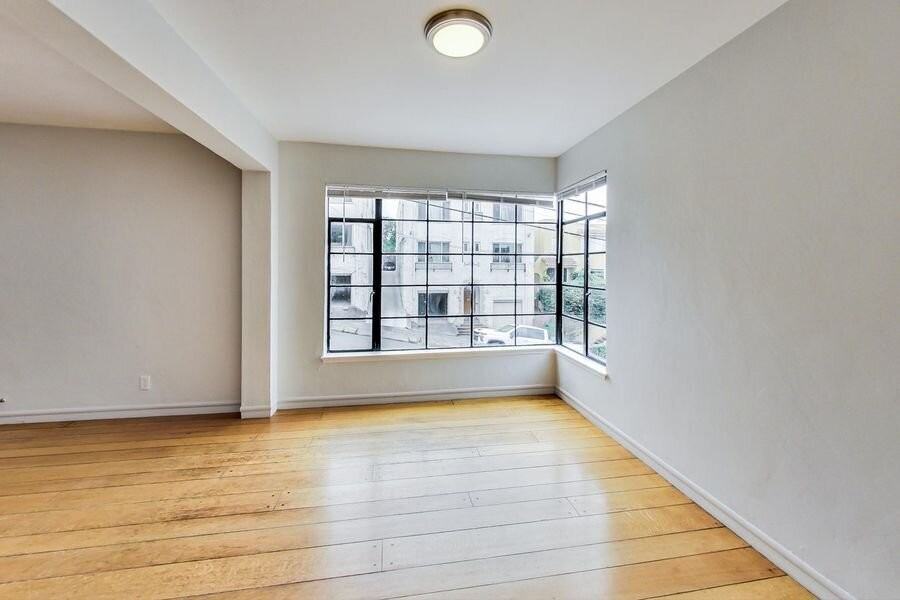 612A Brooklyn Ave - Photo 5 of 26