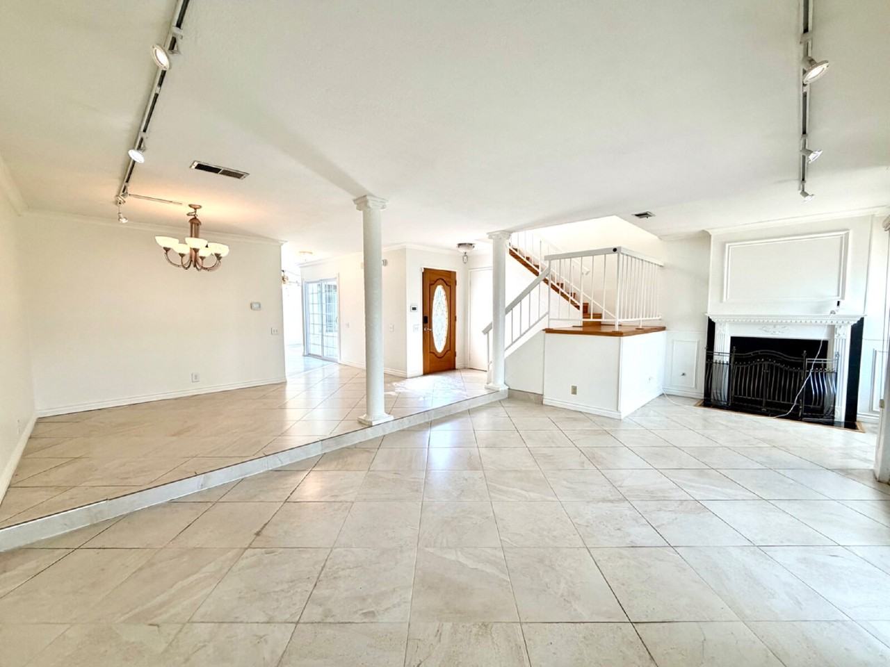 22661 Spring Lake Ln - Photo 4 of 12