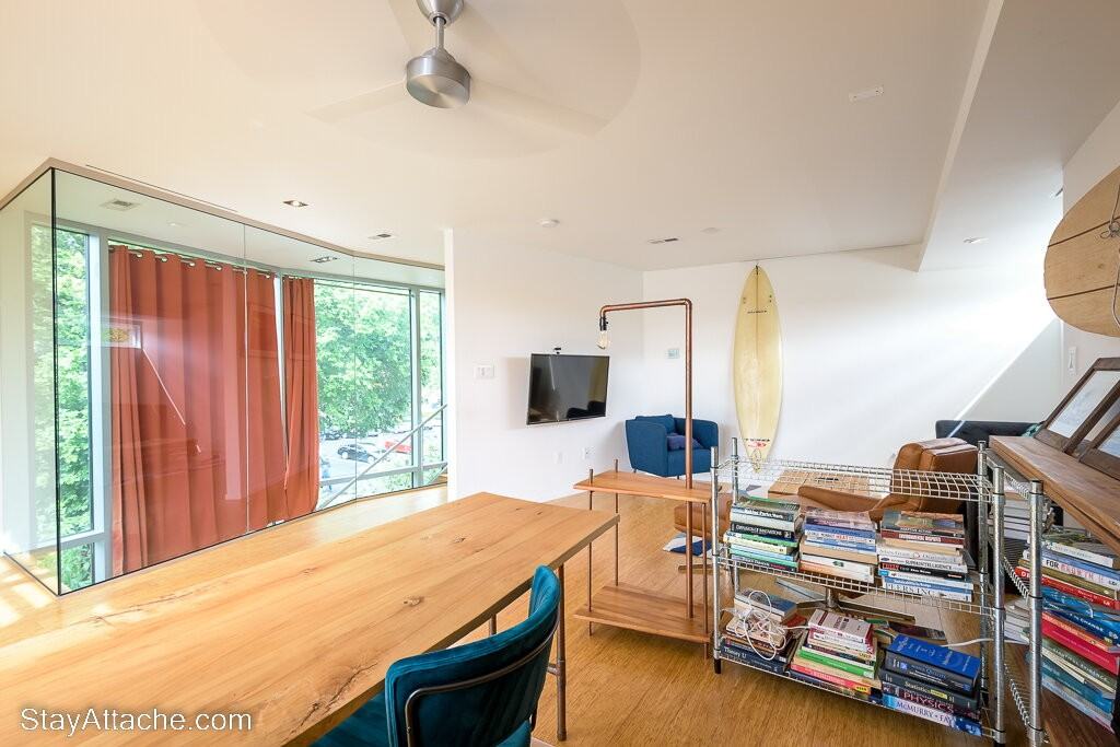 2205 20th St N - Photo 5 of 50