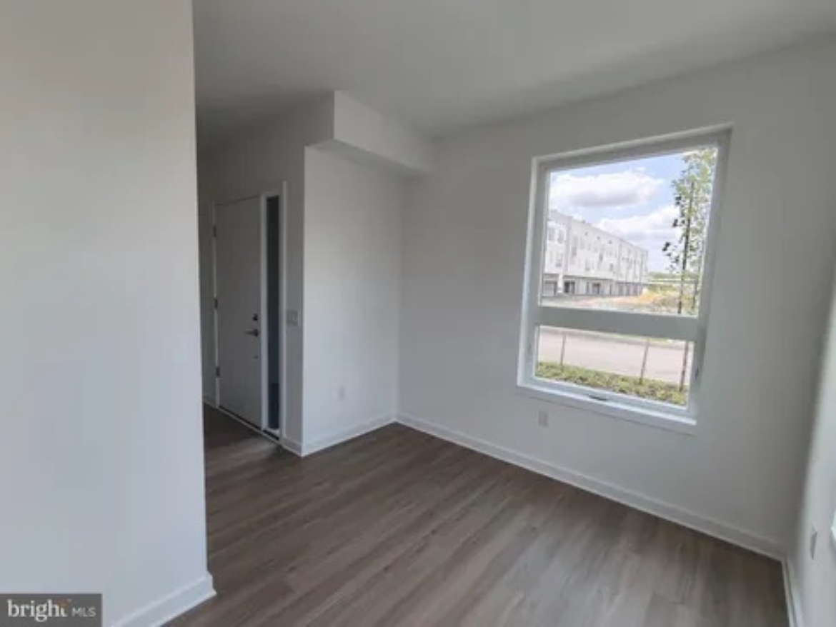 3040 S Northbank Pl #NA - Photo 7 of 21