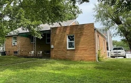 2112 S 42nd St #NA - Photo 2 of 20