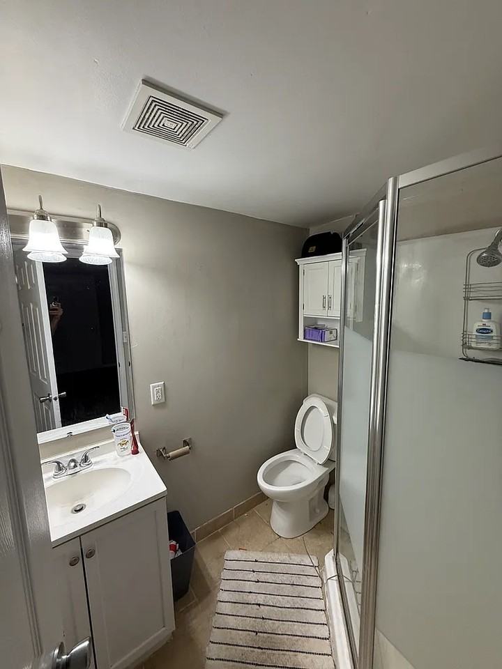 2112 S 42nd St #NA - Photo 5 of 20