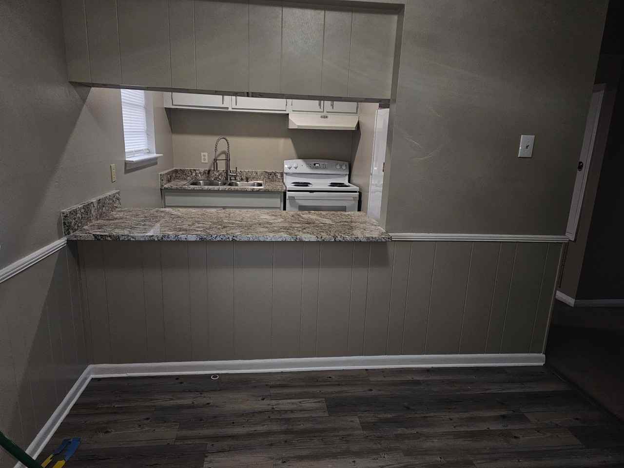228 Manson Ave #D - Photo 7 of 8