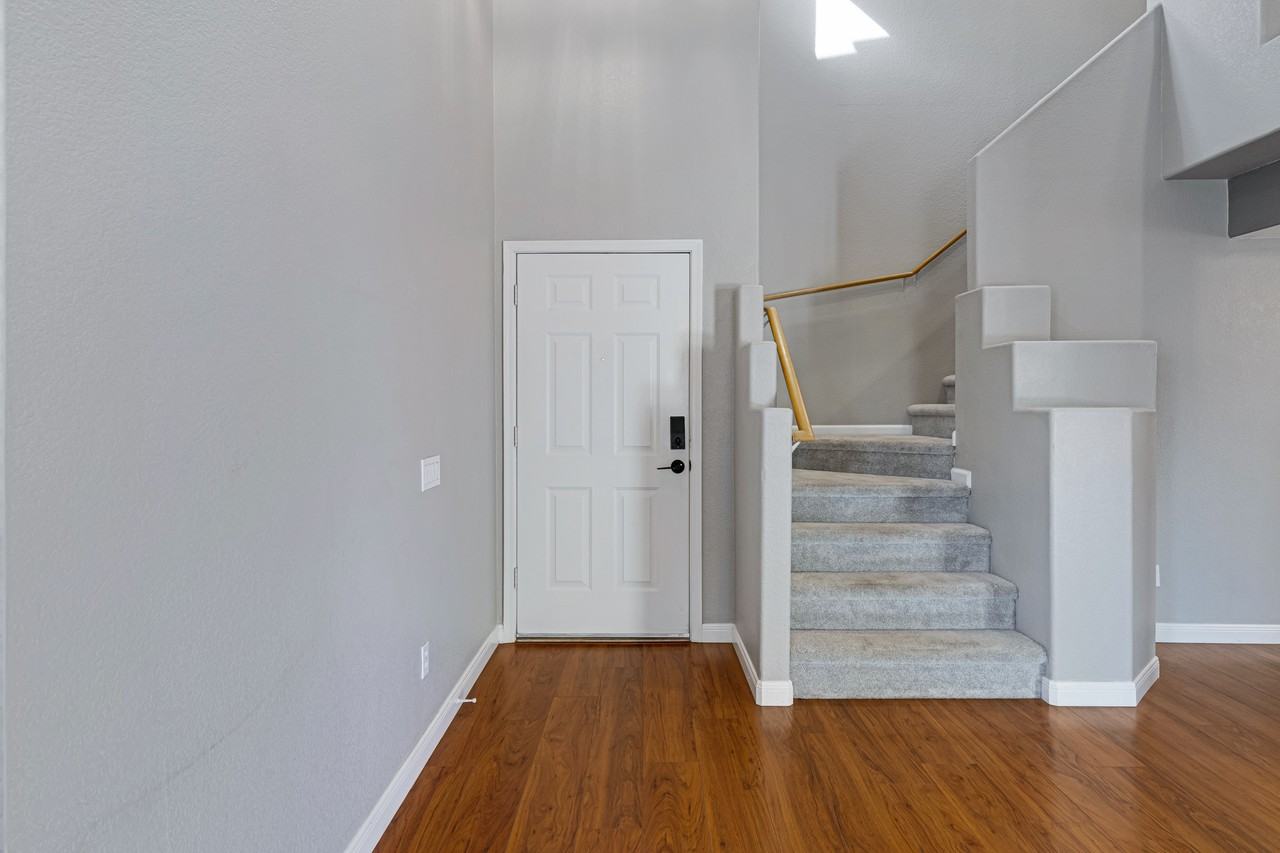 250 W Juniper Ave #NA - Photo 2 of 20